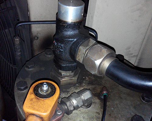 ML55SE英格索兰空压机压力阀、压力传感器维修