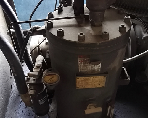 37kw新宝空压机维修